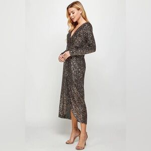 NWT See and Be Seen Long Sleeve Sequin Faux Wrap Dress in Black and Gold